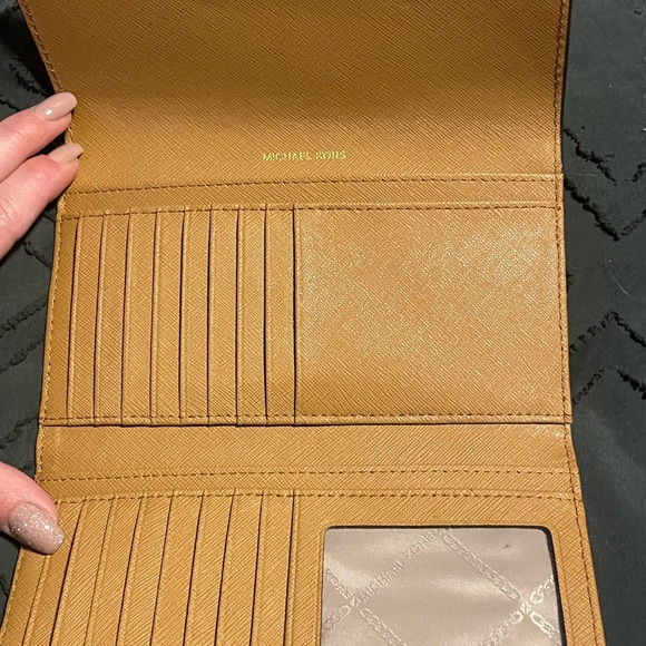 Michael Kors Bag & Wallet - Picture 6 of 6